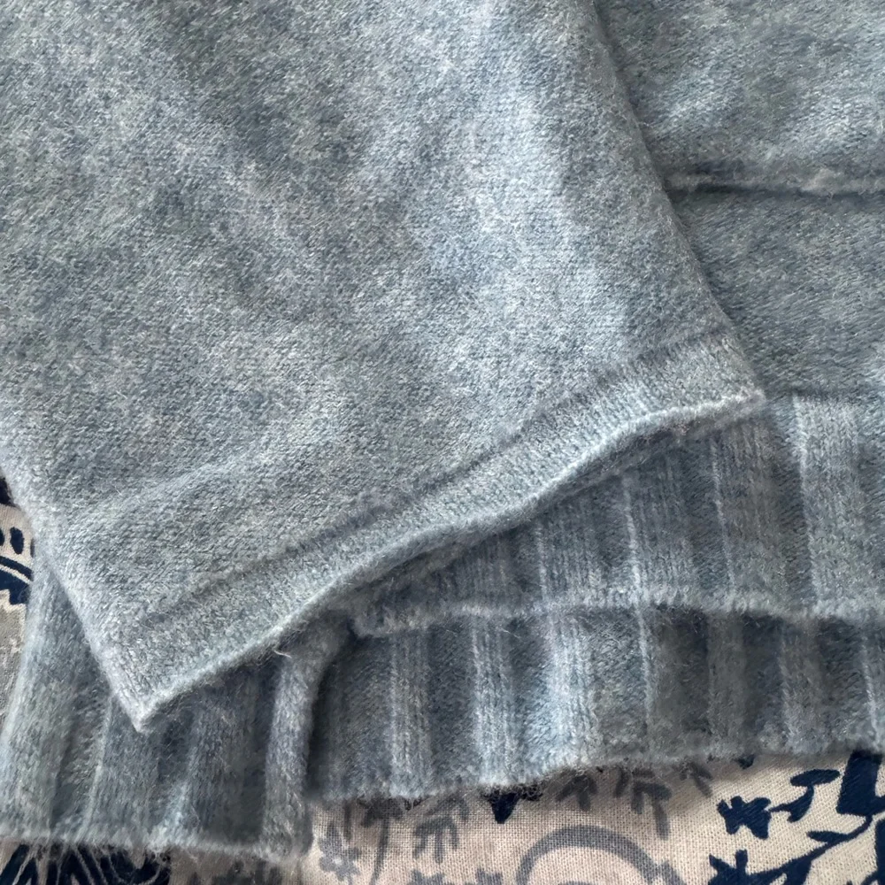 Free People Librarian Luna Cardigan Size M in Blue Knit Sweater Y2K - Picture 7 of 11